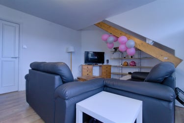 4 bed flat, Grosvenor Place, Jesmond, Newcastle, NE22RD - Image 1